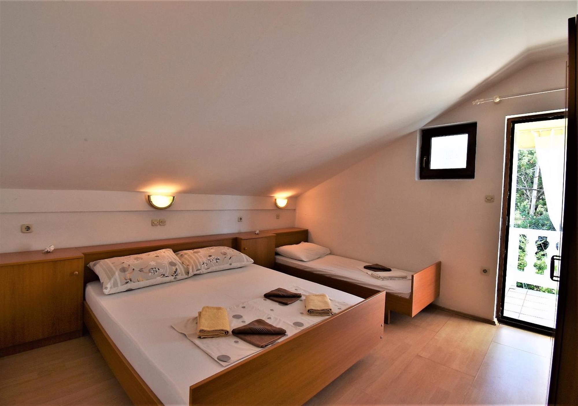 Apartament Banjol Exterior photo
